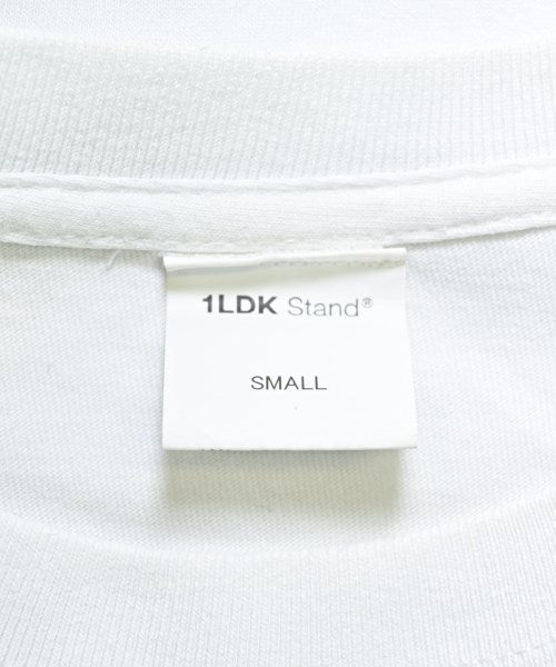 1LDK Stand เสื้อยืด/เสื้อท็อปส์