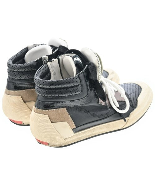 ANDIA FORA รองเท้าผ้าใบ