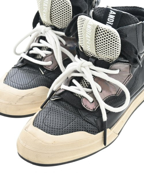 ANDIA FORA รองเท้าผ้าใบ