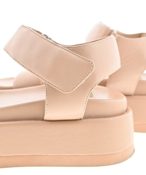 APOM รองเท้าแตะ