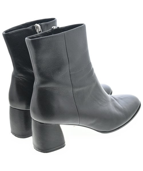 APOM รองเท้าบูท