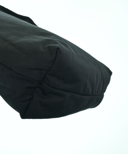 DAIWA PIER39 กระเป๋าสะพาย