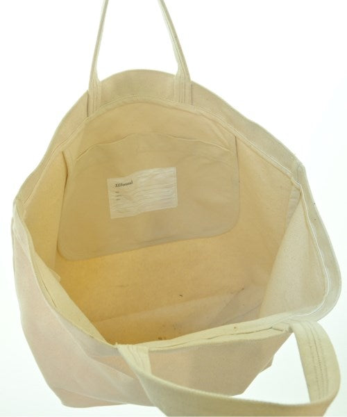 JJJJound กระเป๋าถือขนาดใหญ่