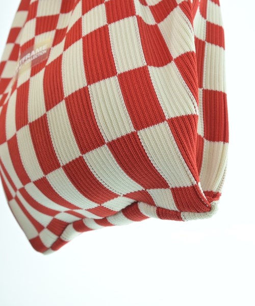 LASTFRAME กระเป๋าถือขนาดใหญ่