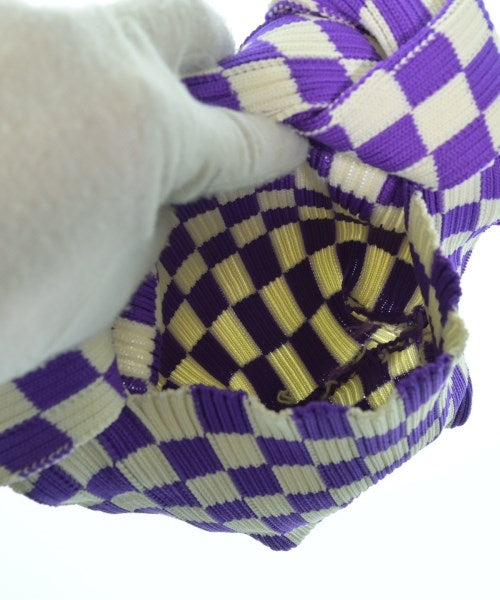 LASTFRAME กระเป๋าถือ