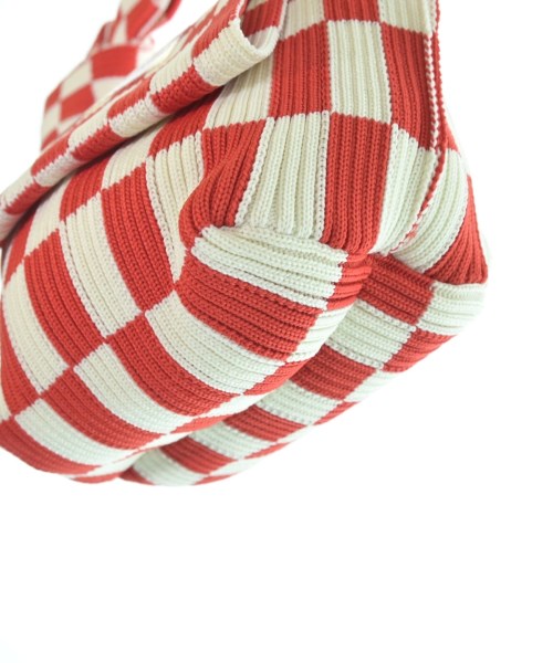 LASTFRAME กระเป๋าถือ