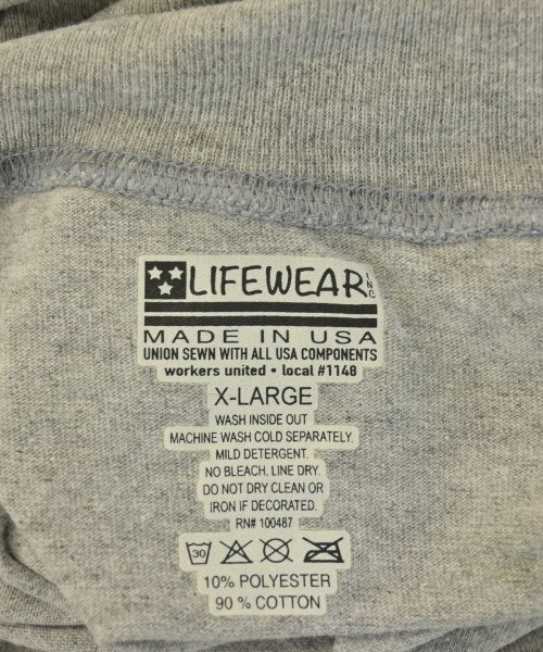 LIFE WEAR เสื้อยืด/เสื้อท็อปส์