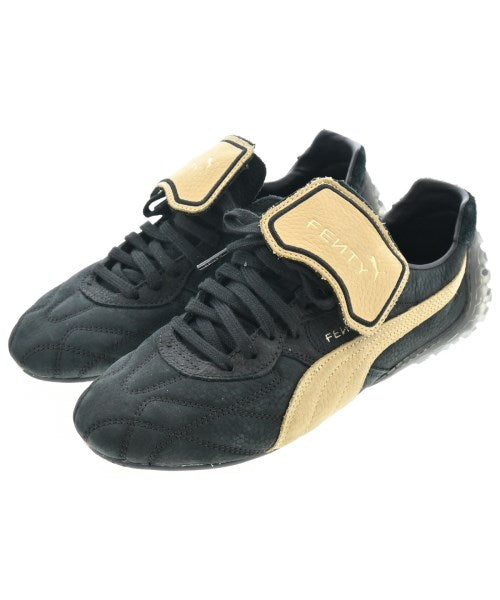 FENTY รองเท้าผ้าใบ