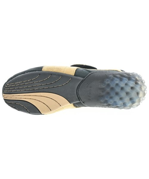 FENTY รองเท้าผ้าใบ