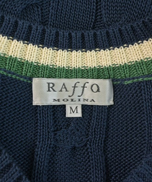 Raffa Molina เสื้อกั๊ก