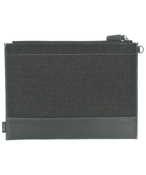 Re:room คลัตช์