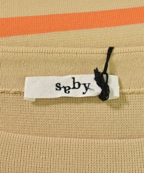 saby เสื้อยืด/เสื้อท็อปส์