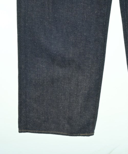 Taiga Takahashi ยีนส์