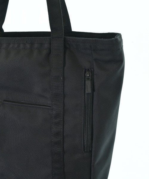 MONOLITH กระเป๋าถือขนาดใหญ่