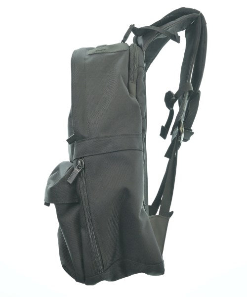 MONOLITH เป้สะพายหลัง