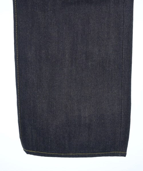 THE VANISHING WEST ยีนส์