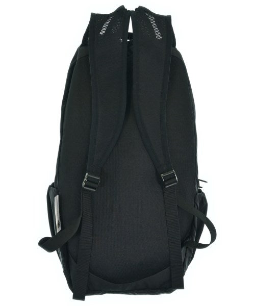 NEUTRALWORKS เป้สะพายหลัง