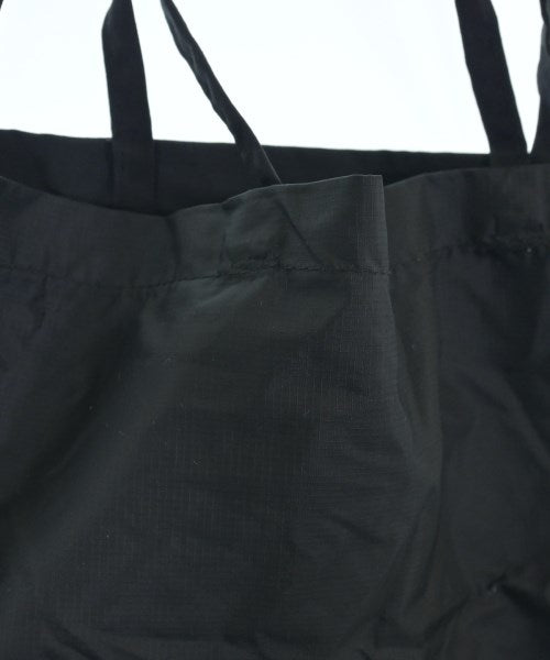 NEUTRALWORKS กระเป๋าสะพาย