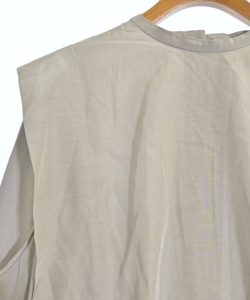 LOHEN เสื้อสตรี