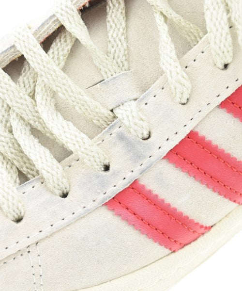 adidas รองเท้าผ้าใบ