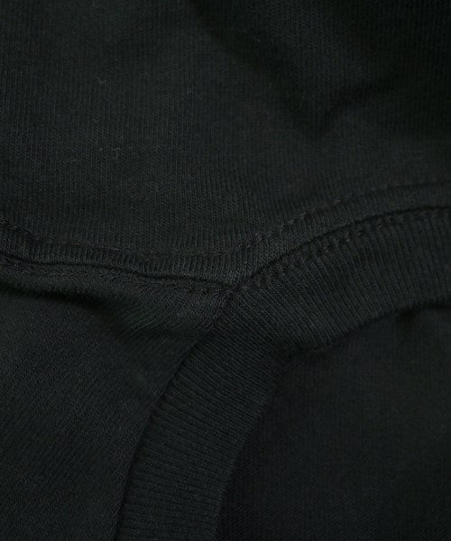 TRUSS เสื้อยืด/เสื้อท็อปส์