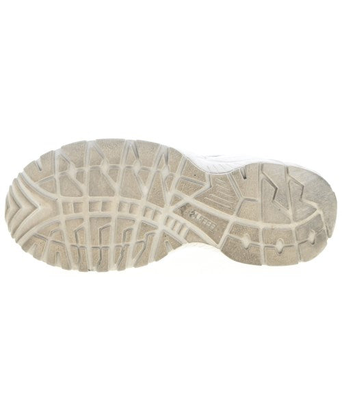 810s รองเท้าผ้าใบ