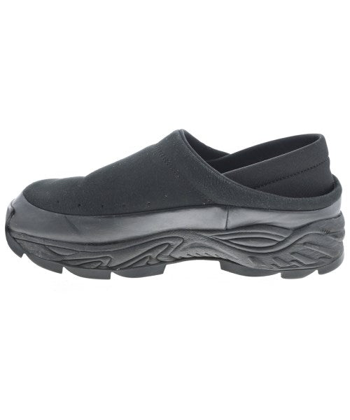 810s รองเท้าผ้าใบ