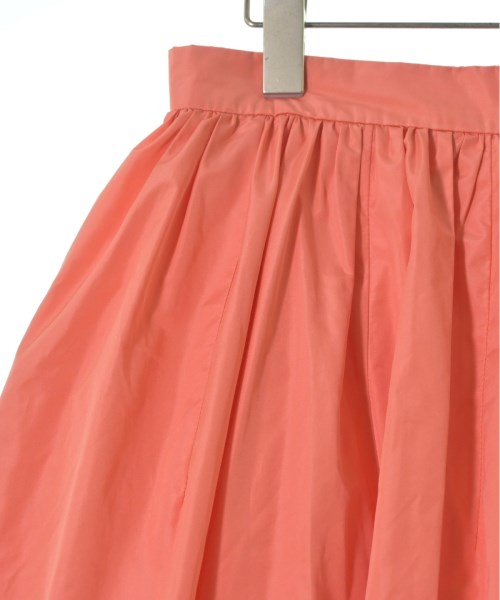 PATOU กระโปรงยาวถึงเข่า