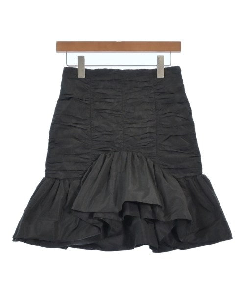 PATOU กระโปรงยาวถึงเข่า