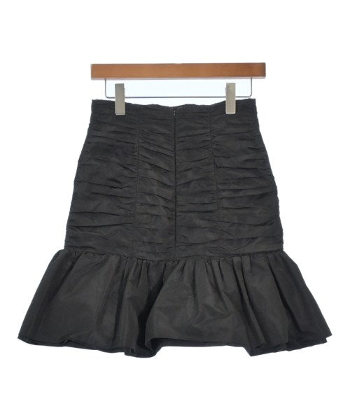 PATOU กระโปรงยาวถึงเข่า