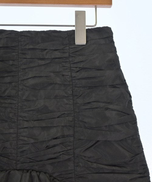 PATOU กระโปรงยาวถึงเข่า