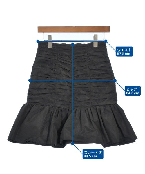 PATOU กระโปรงยาวถึงเข่า