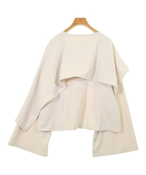 ACKA เสื้อยืด/เสื้อท็อปส์