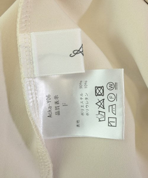 ACKA เสื้อยืด/เสื้อท็อปส์