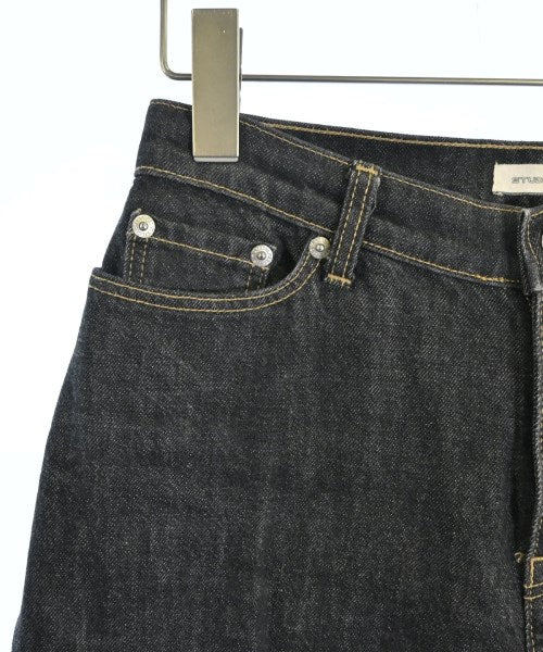 STUDIO R330 ยีนส์