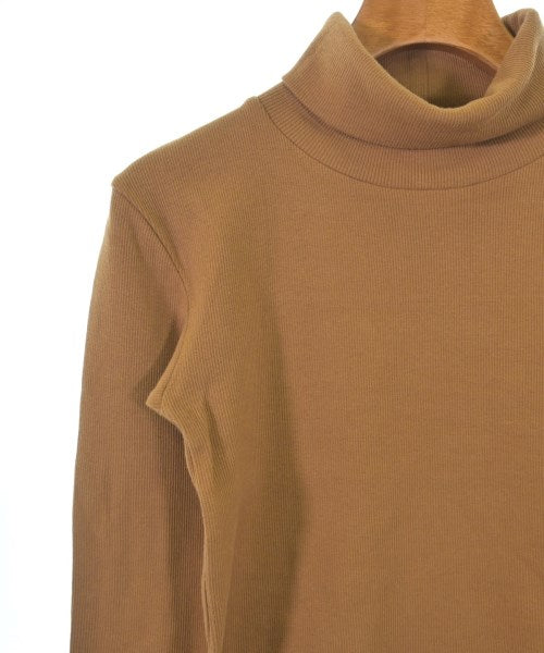 STUDIO R330 เสื้อกันหนาว