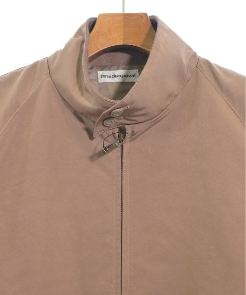 Cabaret Poval แจ็คเก็ตเบลาส์ อื่น