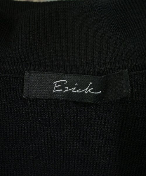 Ezick เสื้อแขนกุด