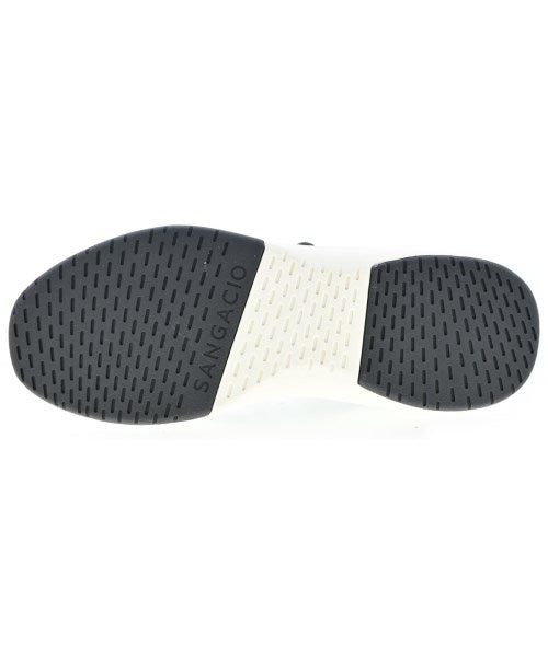 Sangacio รองเท้าผ้าใบ