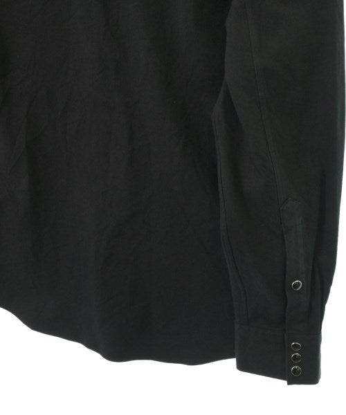 COLUMN เสื้อลำลอง