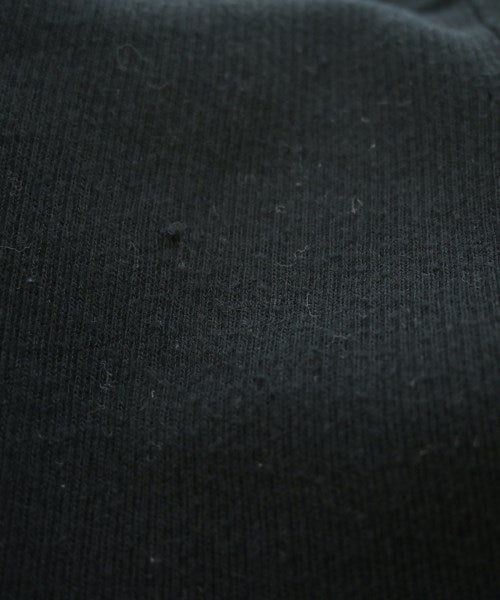 COLUMN เสื้อแขนกุด