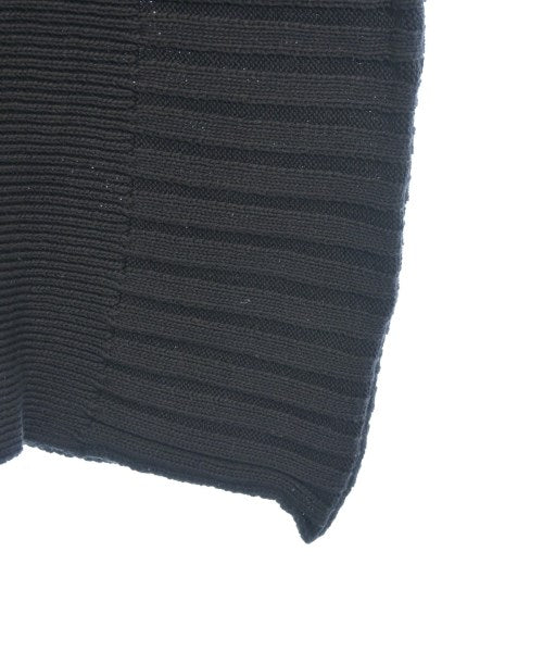 COLUMN เสื้อแขนกุด