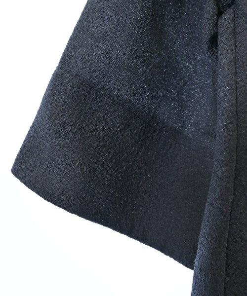 COLUMN เสื้อลำลอง