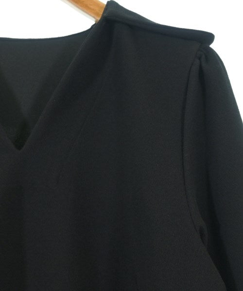 COLUMN เสื้อสตรี