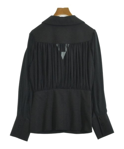 COLUMN เสื้อสตรี
