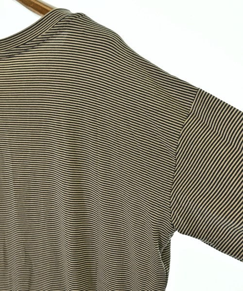 H.V.F.N เสื้อยืด/เสื้อท็อปส์
