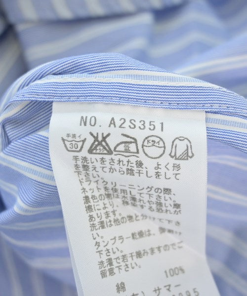 A เสื้อลำลอง