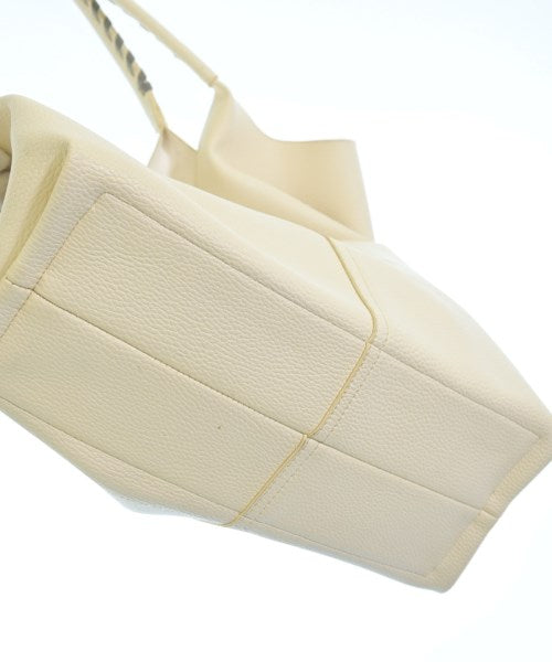 GUSCIO กระเป๋าถือขนาดใหญ่