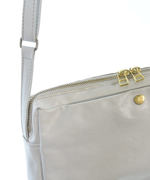 Neutral Gray กระเป๋าสะพาย