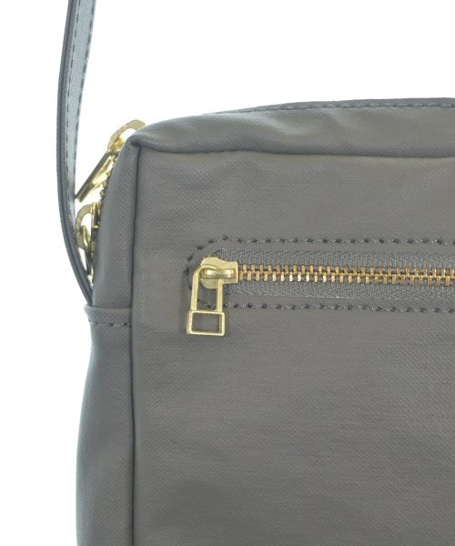 Neutral Gray กระเป๋าสะพาย